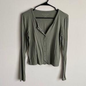 AE Soft & Sexy Long Sleeve Crop Top like new!